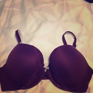 Victoria Secret’s Bra 34DD